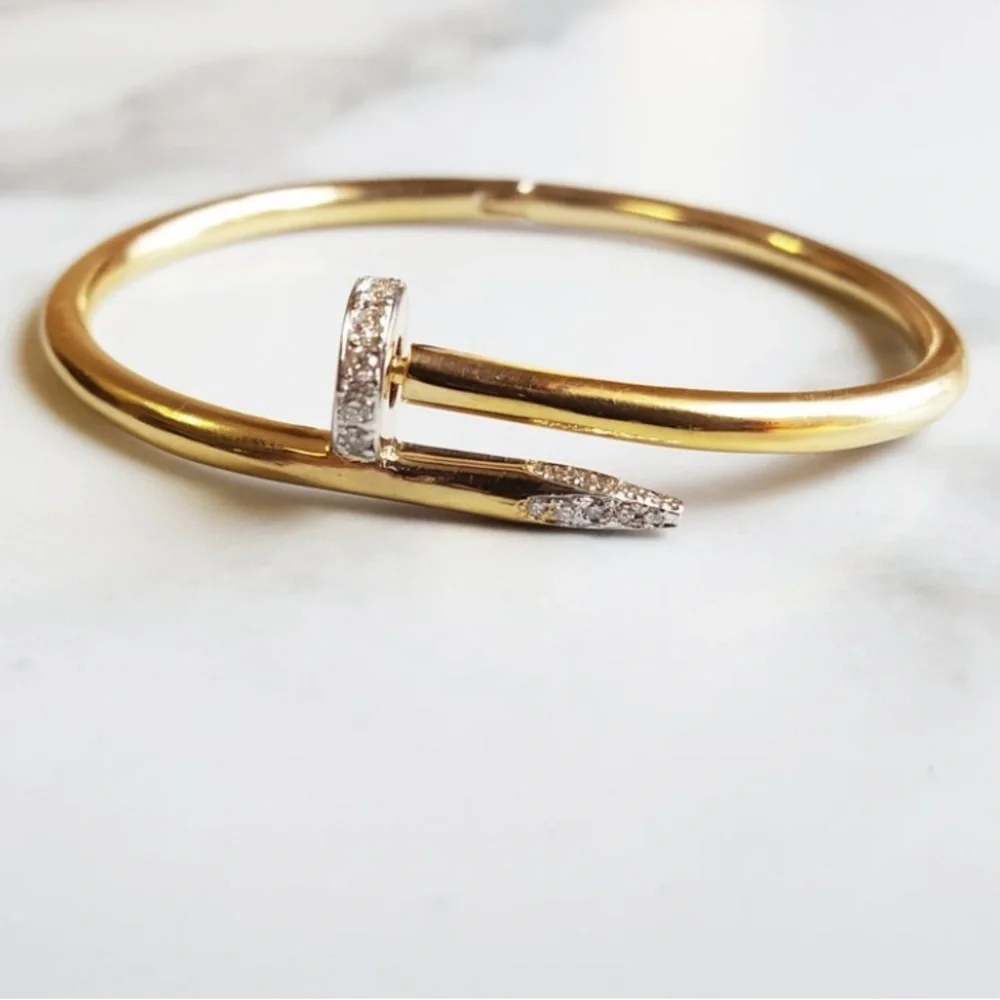 NWOT Elegant Gold Nail-Style Cuff Bracelet W/ Stones. Popular designerclick lock